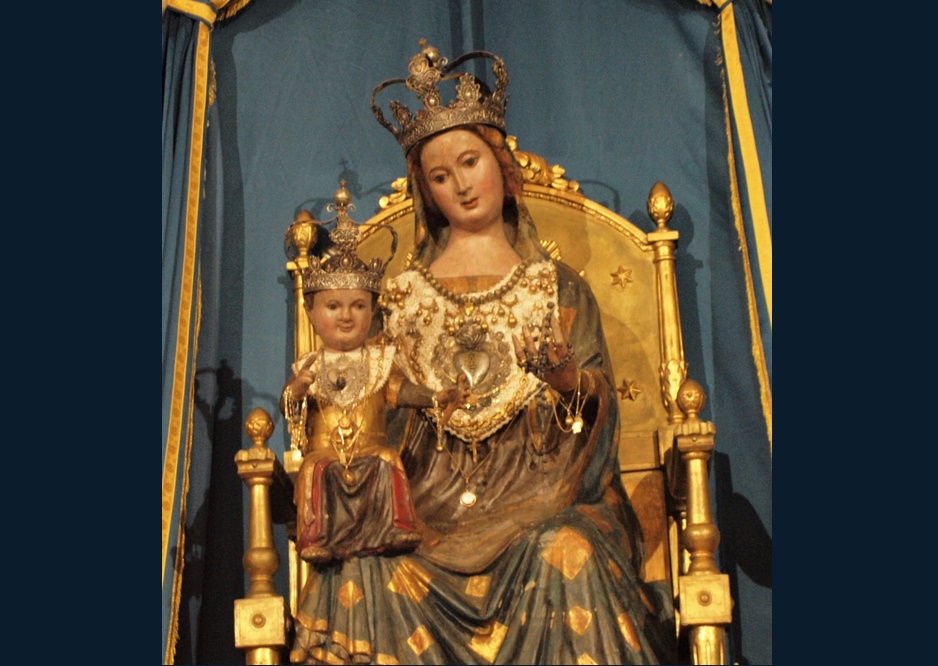 Pag Kip Majke Bozje u Starom gradu