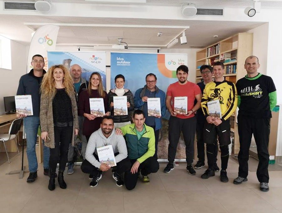 Novalja: devet novih biciklističkih vodiča