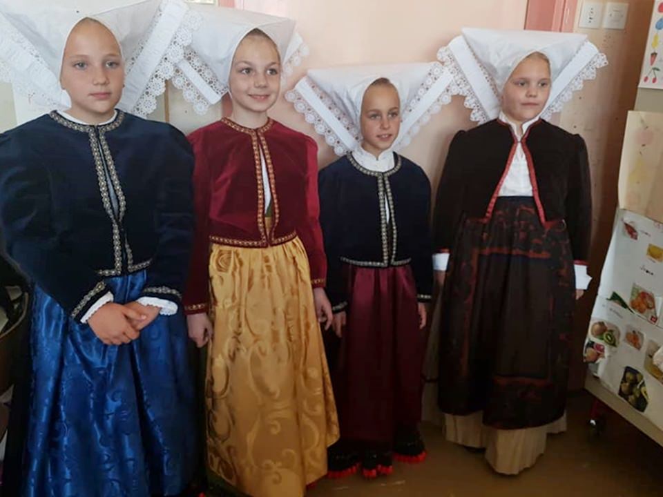 Najmlađi članovi KUD-a “Bartol Kašić” iz Kolana nastupili u Sloveniji