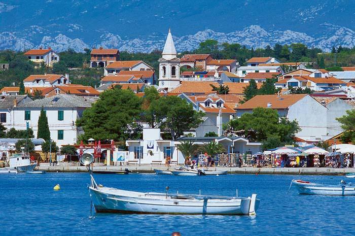 Grad Novalja pokrenuo projekt socijalne pomoći “Zaželimo, možemo”