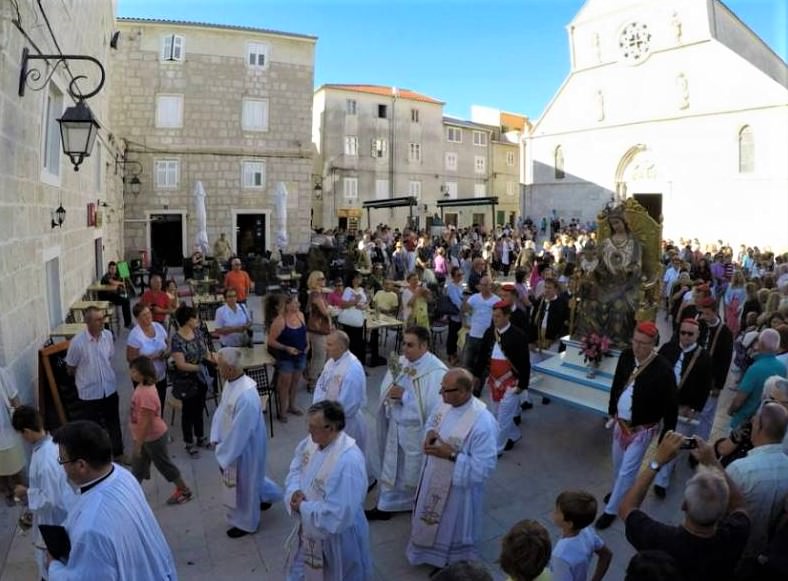 Pag: svečano proslavljen blagdan Male Gospe