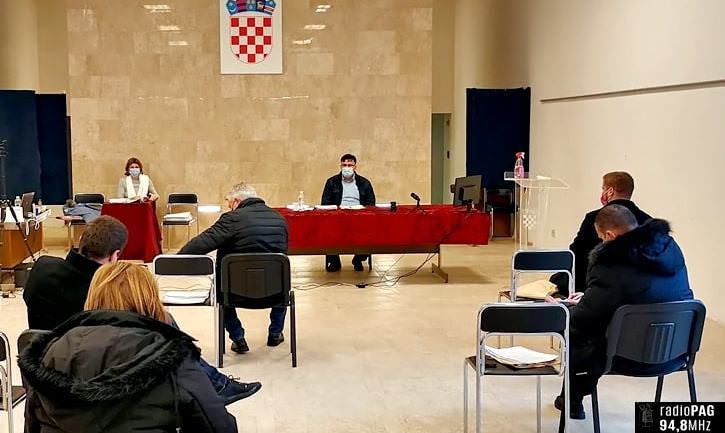 Grupa vijećnika Gradskog vijeća: Gradonačelnik je skinuo osmjeh s lica Pažana