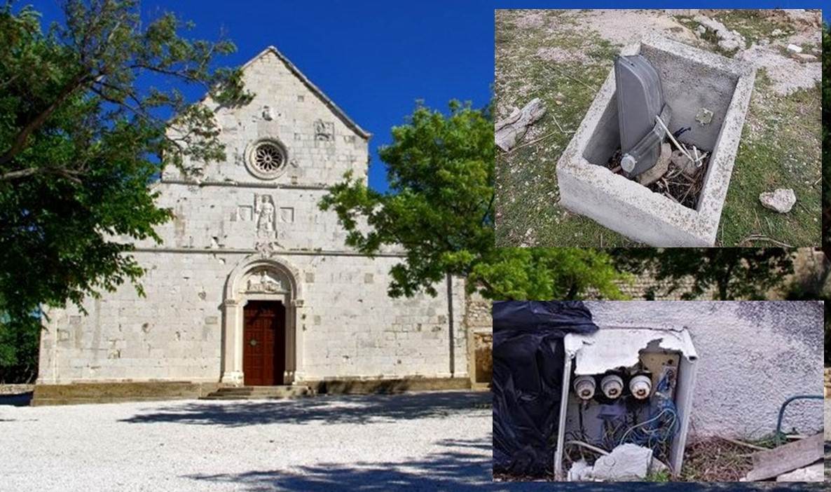 Novo uništavanje u Starom gradu na Pagu: Razbijeni reflektori i oštećene instalacije