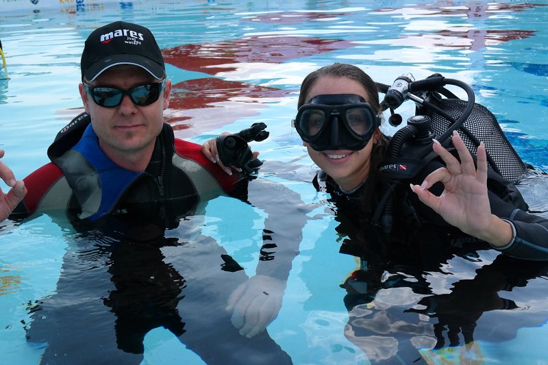 Pag: U sklopu projekta “Pogled u plavo” naučite roniti u bazenu pod punom opremom