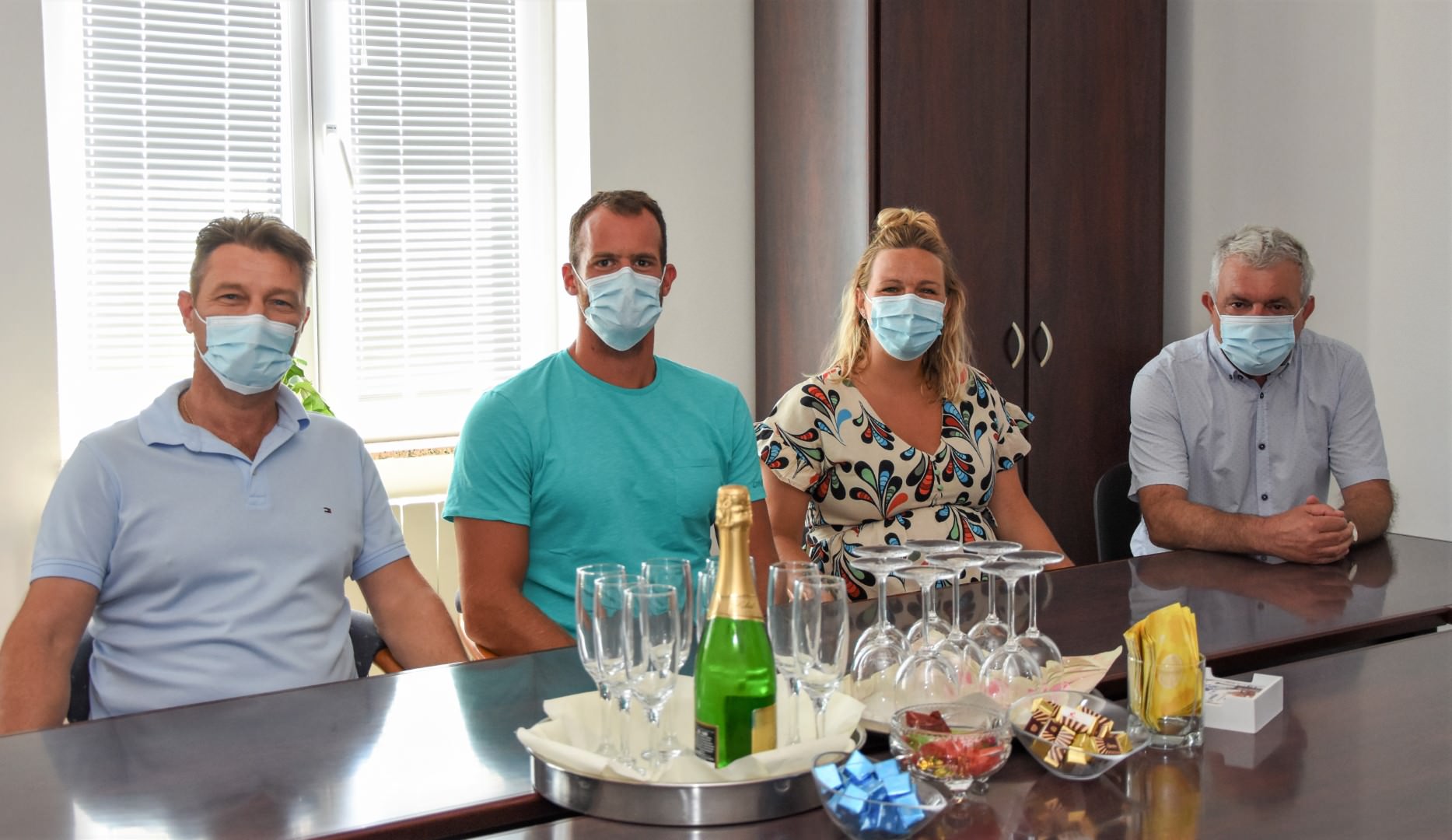 Veslač Damir Martin, osvajač olimpijske medalje u Japanu, s ponosom dočekan u Općini Povljana