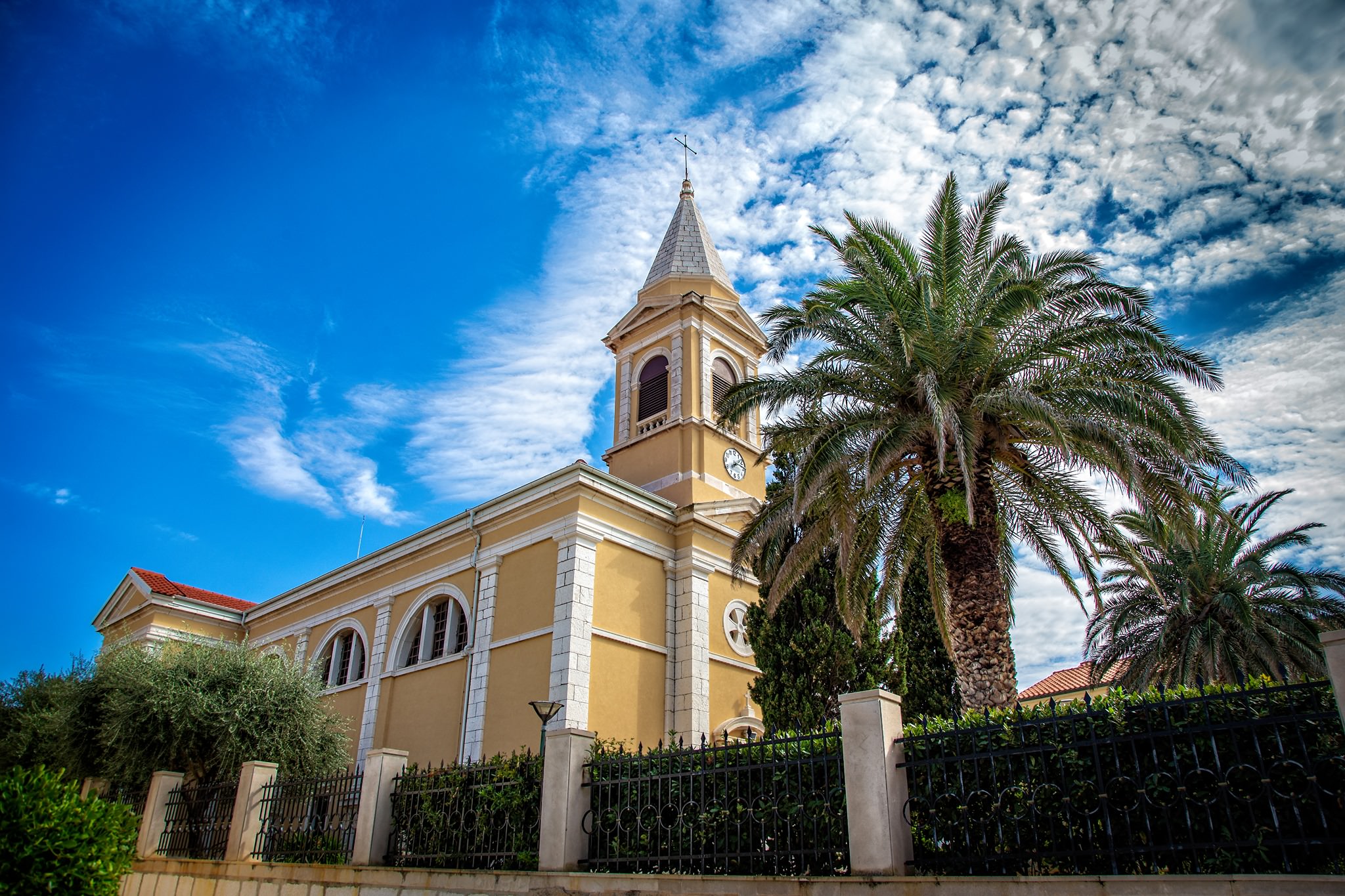 NOVALJA: U subotu predavanje dr.sc. fra Josipa Blaževića “Duhovni nomadi u potrazi za identitetom”