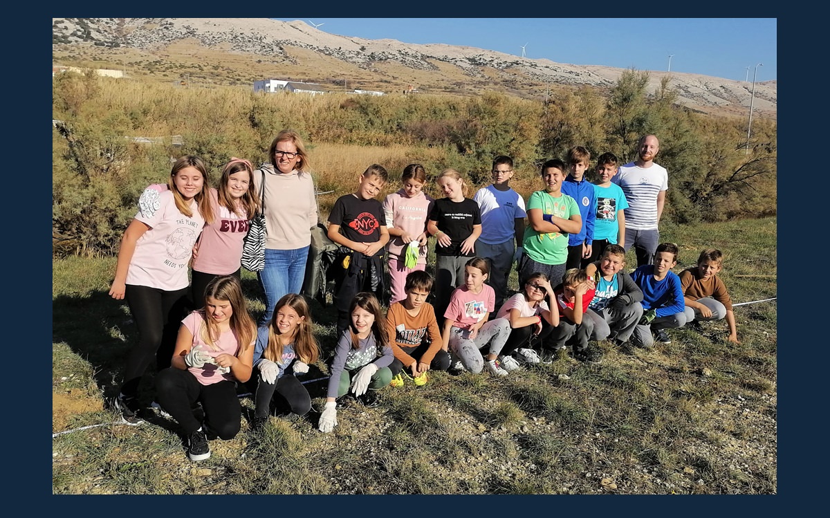 U Pagu je održana akcija sadnje stabala hrasta medunca i crnike