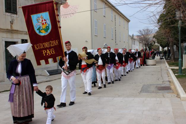 Pag: Od 27. 02. do 02. 03. održat će se tradicionalni Paški zimski karneval
