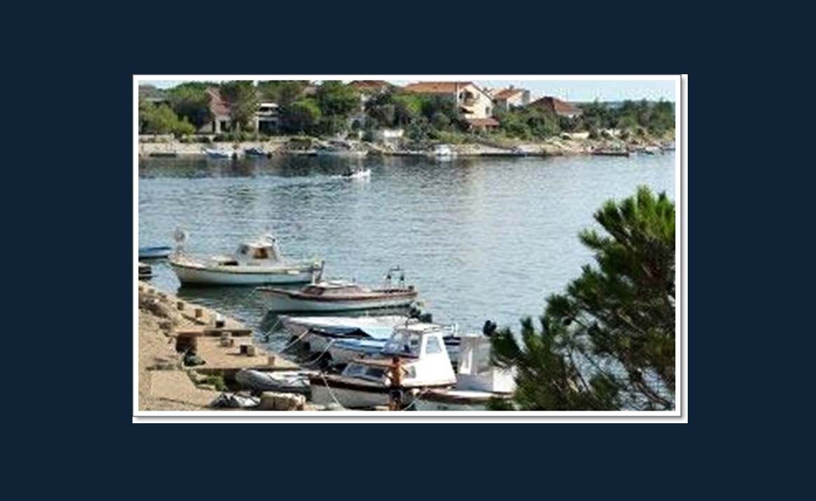 Grad Pag je dobio 330. 000 kuna za uređenje sportskog igrališta u Šimunima
