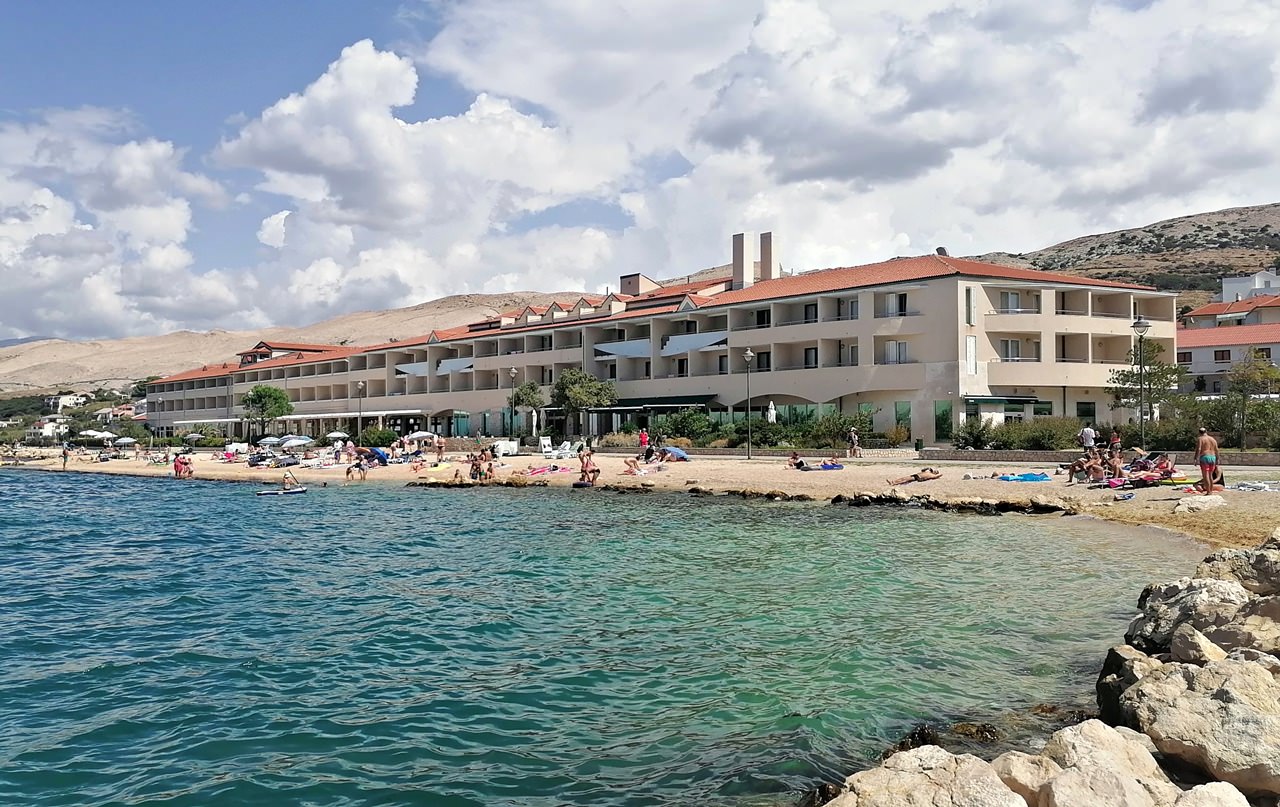 Hotel “Pagus” je, na trećoj javnoj dražbi, prodan tvrtki “Rudan” iz Istre