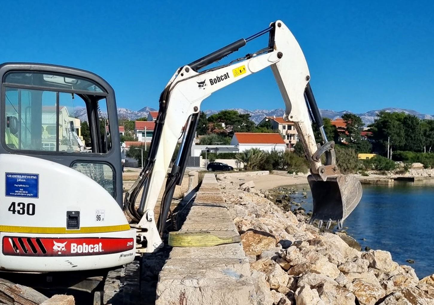 U Košljunu je uređena riva