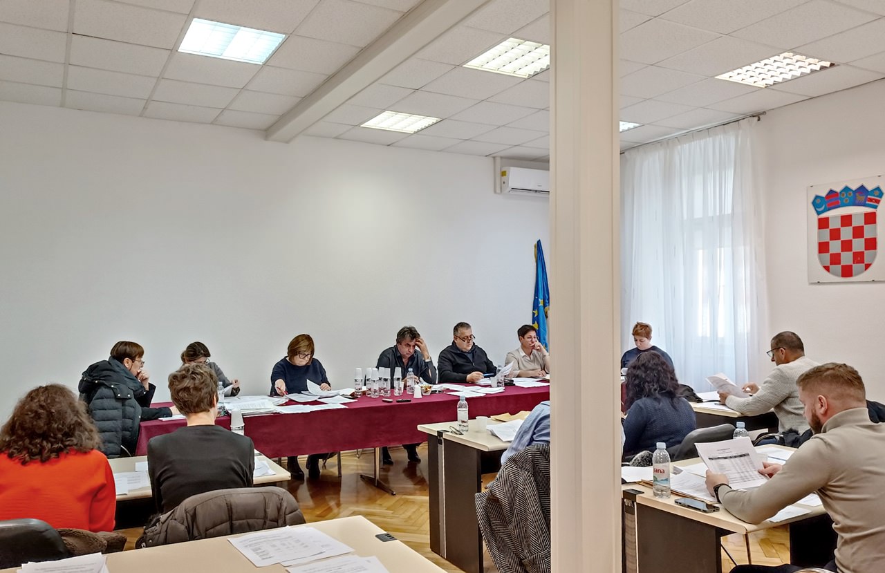 Grad Pag će u 2023. godini raspolagati s proračunom od 8. 202. 540 eura