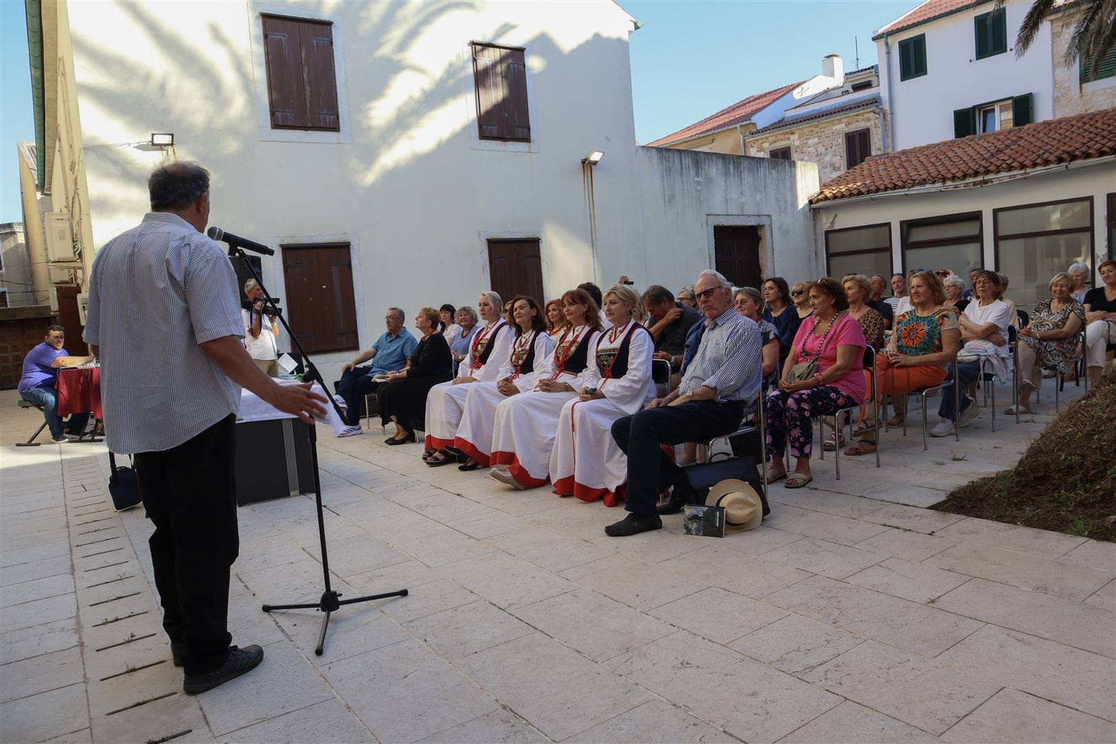 Večer dalmatinske pisme i poezije u Pagu