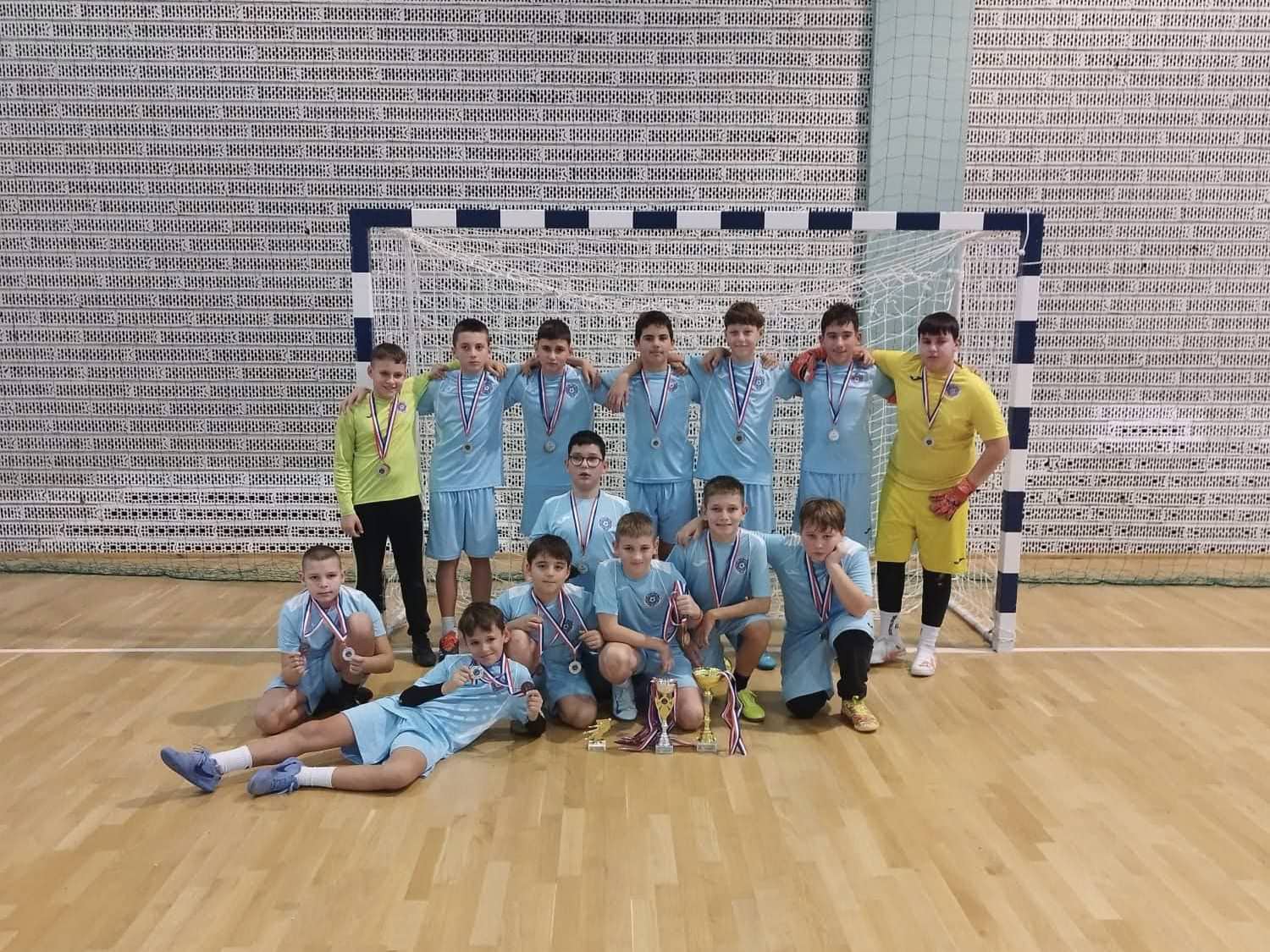 Mladi nogometaši NK Paga oduševili na 1. Cataleya Indoor Cupu