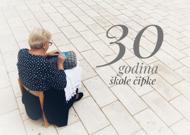 Zajedničko fotografiranje povodom 30. godišnjice škole čipke