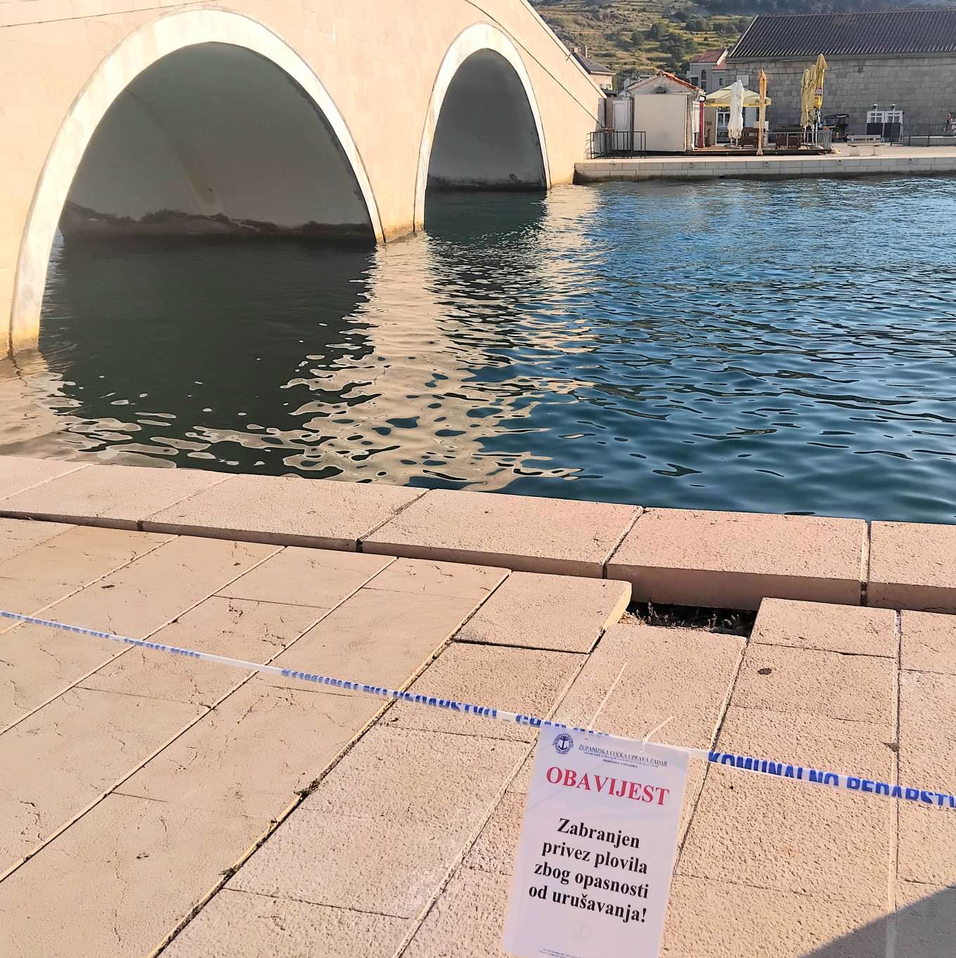 Zabranjen je privez plovila na dijelu rive u Pagu