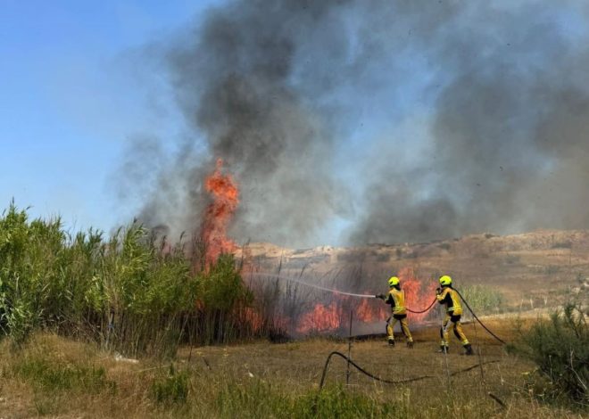 Ugašen još jedan požar uz prometnicu