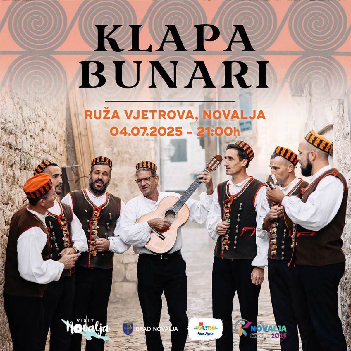 KLAPA BUNARI U NOVALJI: Večer dalmatinske pjesme pod zvijezdama
