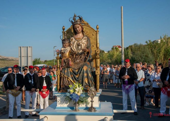 Štovanje Majke Božje od Staroga grada u gradu Pagu