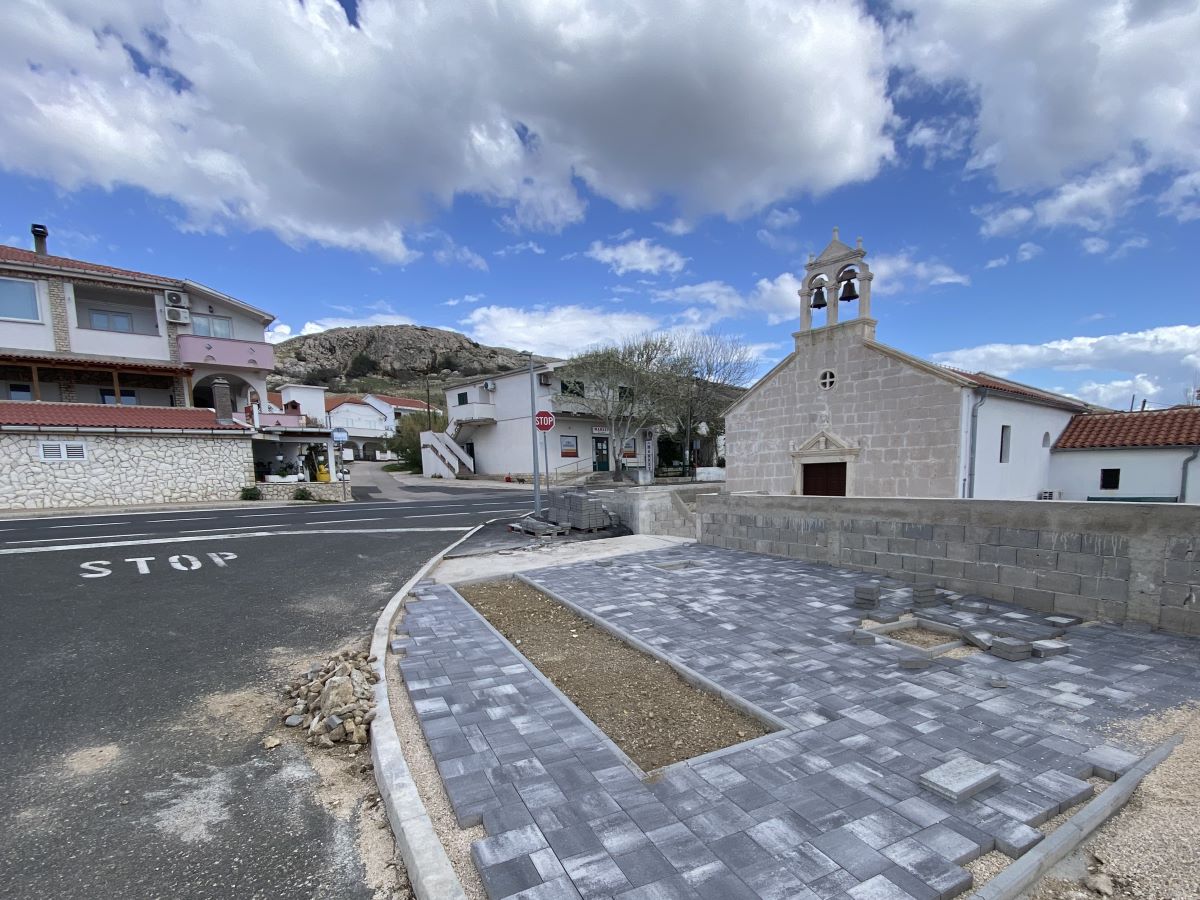 Sastanak gradonačelnika Paga s mještanima Dinjiške