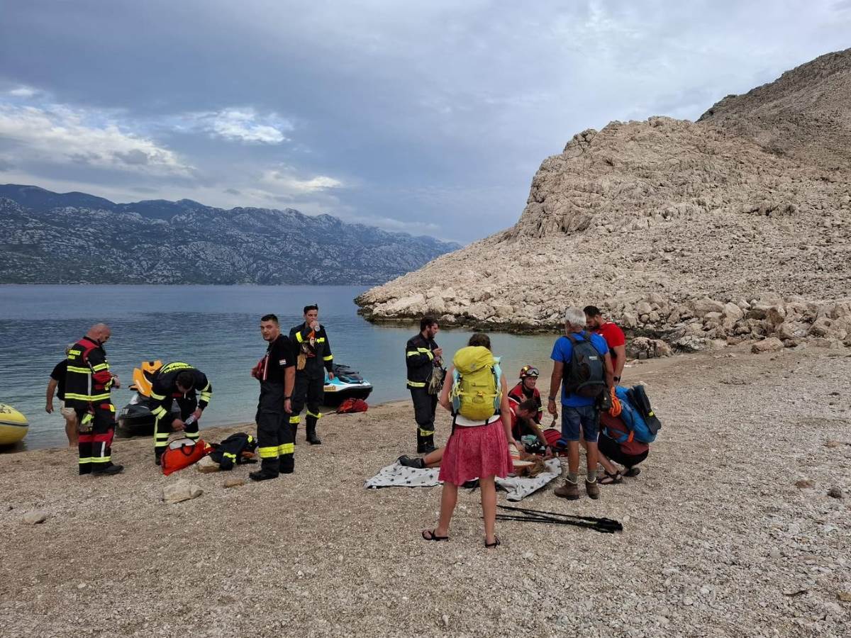 U Novalji je uspješno provedena akcija spašavanja unesrećene osobe