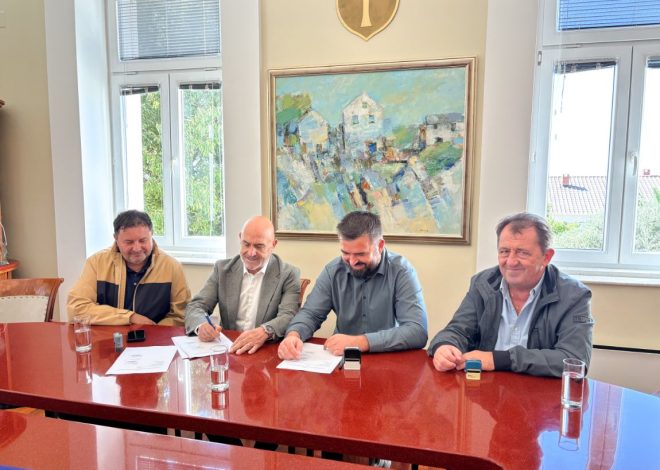 Novalja: Potpisan ugovor o dogradnji i opremanju Dječjeg vrtića Carić