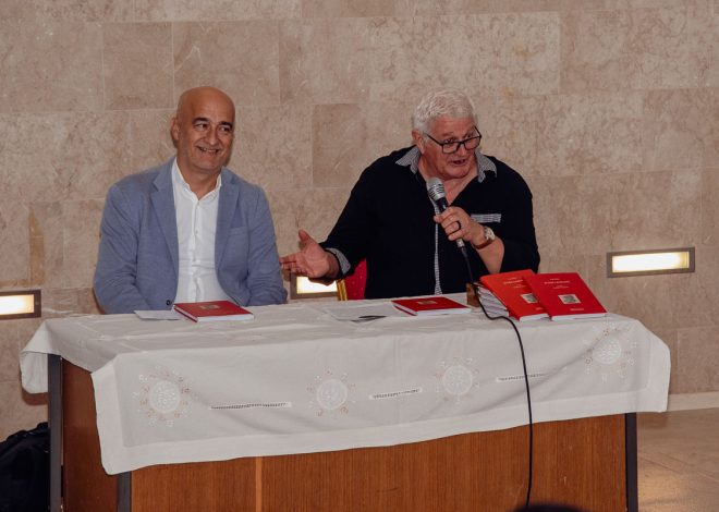 U Kneževom dvoru u Pagu održano je predstavljanje knjige „Ivan Mršić, Pjesme ljubvene“