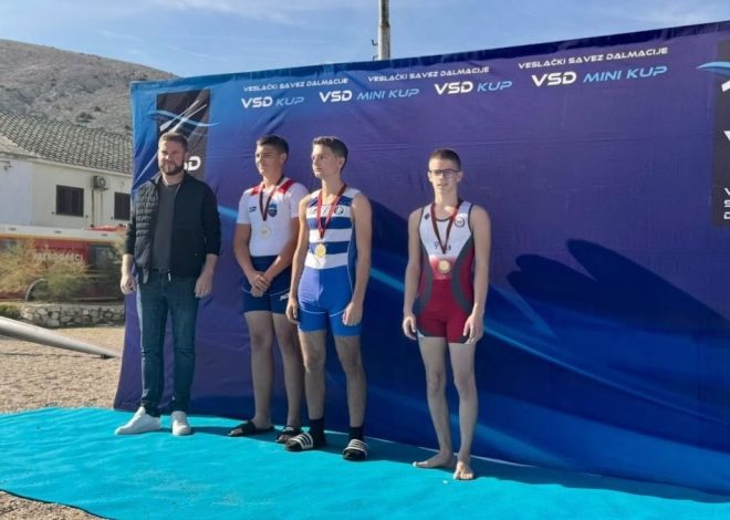 U Pagu održana veslačka 4. mini kup VSD 2025. regata