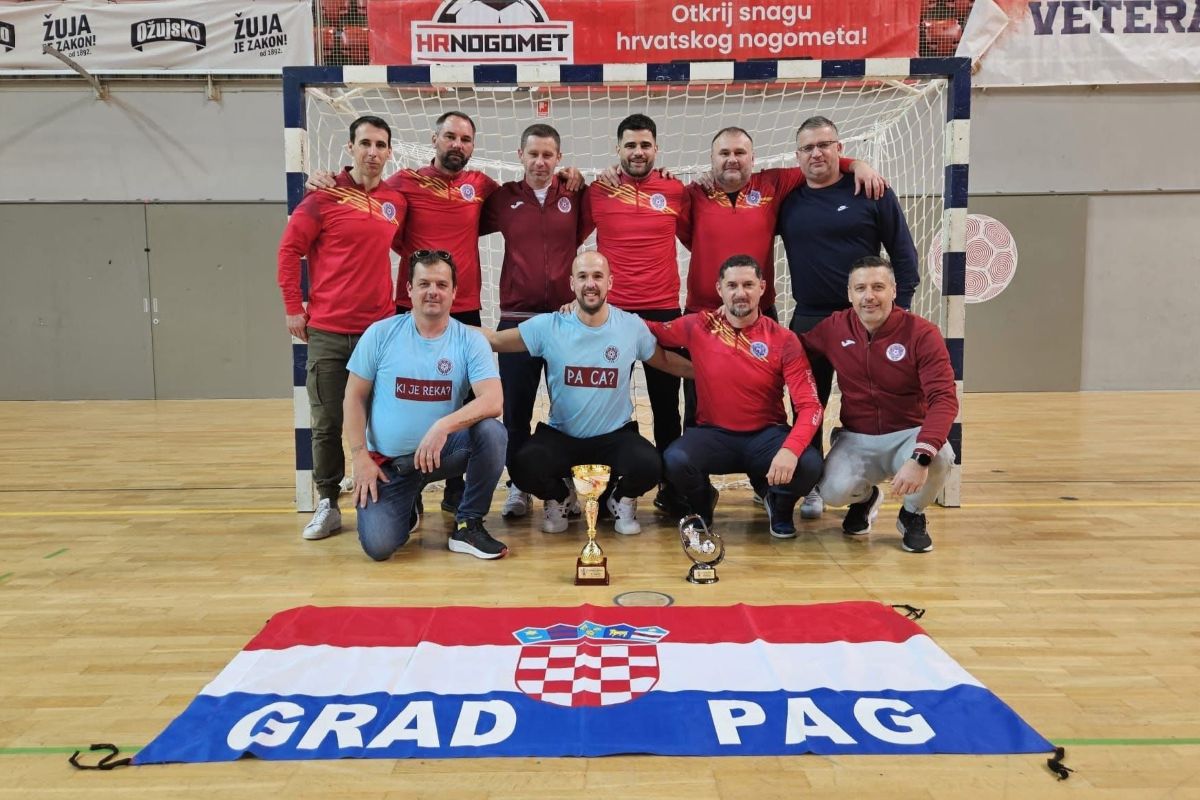 Paški veterani u završnici 23. dvoranskog prvenstva veterana HNS-a