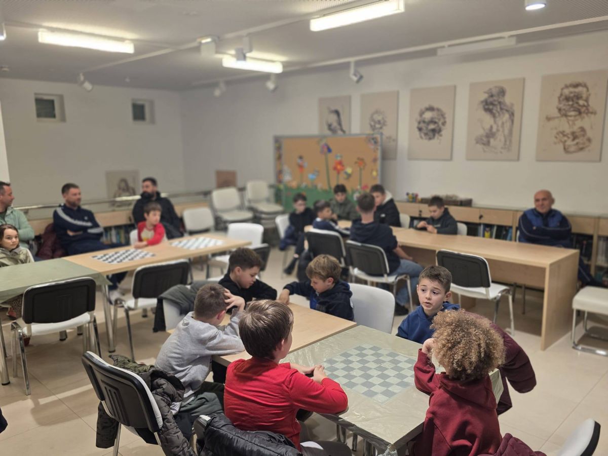 Novalja: Škola ribolova SRD Luc