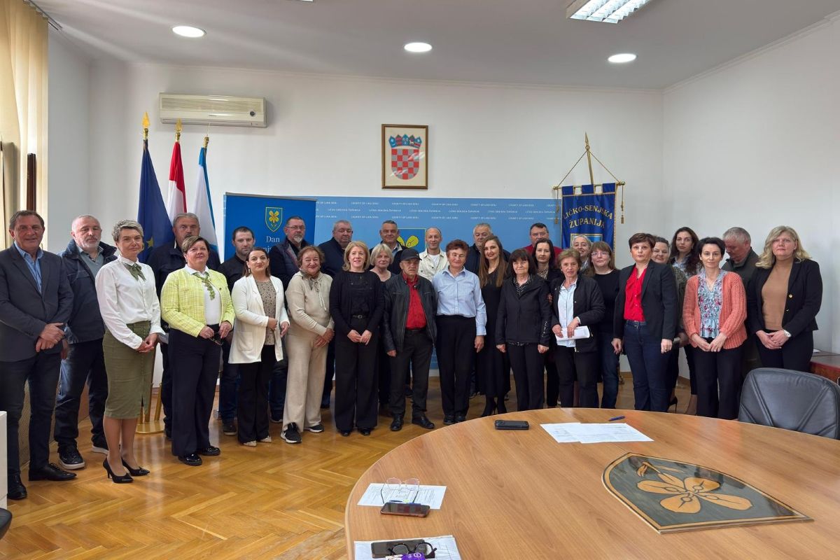 Potpisani ugovori o financiranju udruga u Ličko-senjskoj županiji za 2026. godinu