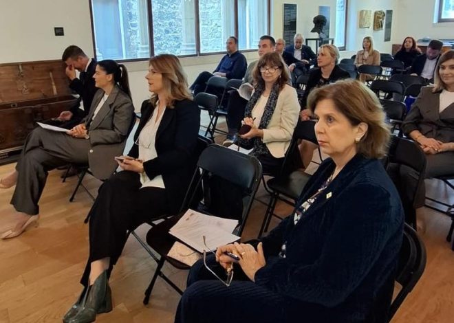 Gradonačelnik Paga Stipe Žunić sudjelovao na sjednici Hrvatske udruge povijesnih gradova