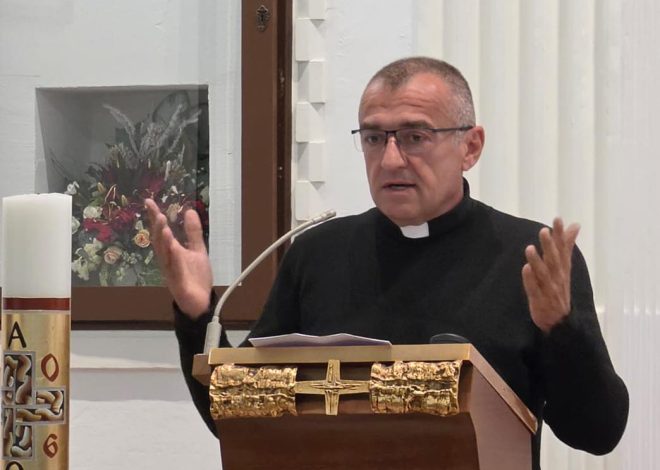 Pag: Predavanje „Štovanje svetog Trna kroz povijest Crkve”