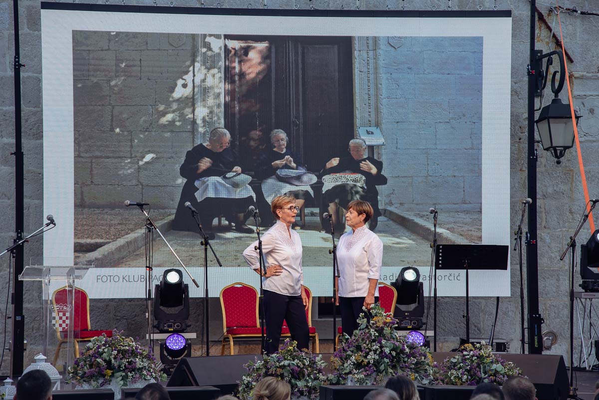 Otvaranje 15. Međunarodnog festivala čipke u Pagu
