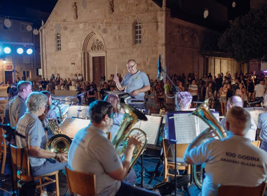 Ljetni koncert Gradske glazbe Pag