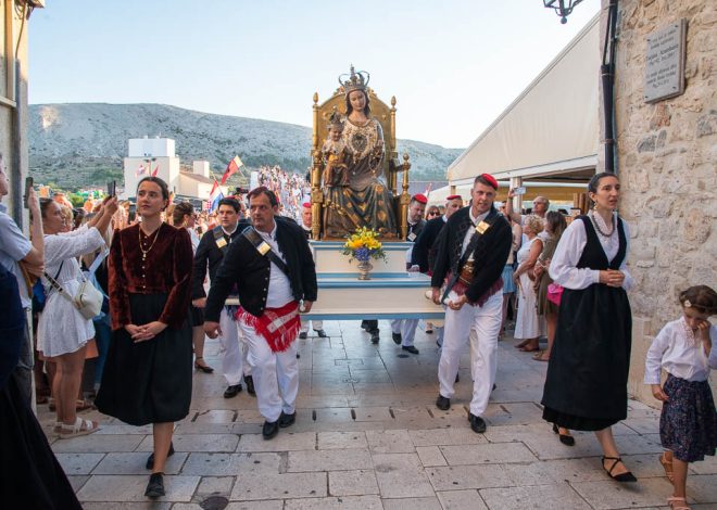 Pag proslavio blagdan Vele Gospe