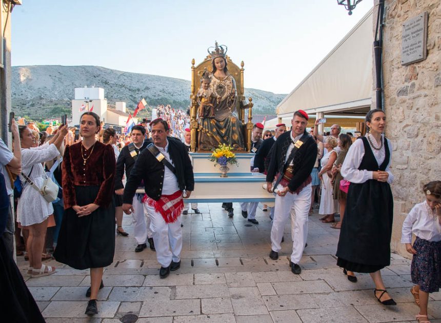 Pag proslavio blagdan Vele Gospe