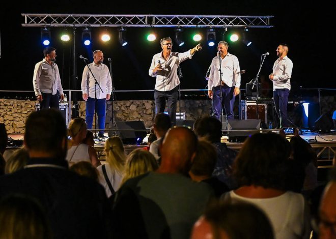 Ribarska večer u Zubovićima okupila brojne posjetitelje uz Klapu Rišpet