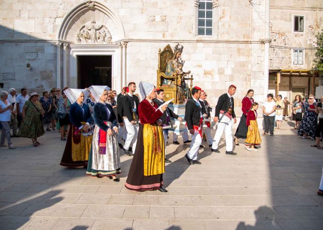 Pag: Proslavljen blagdan Male Gospe
