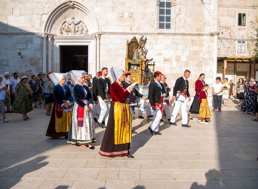 Pag: Proslavljen blagdan Male Gospe