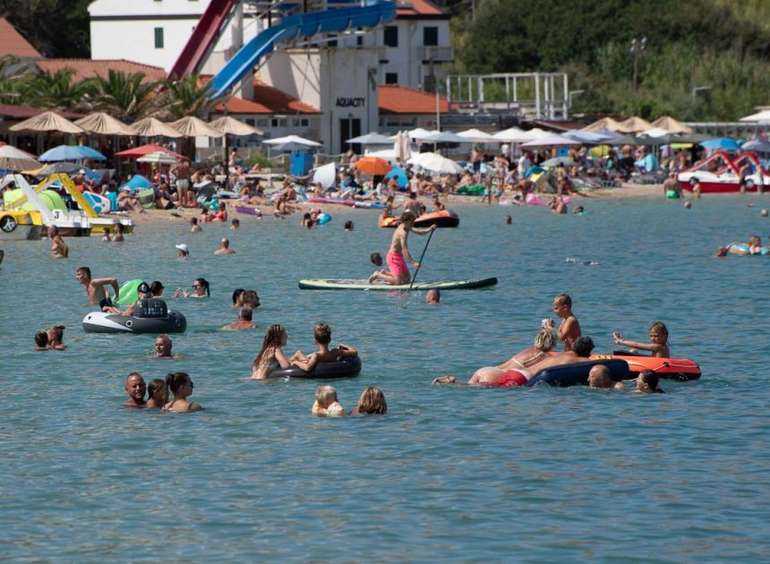 Turistička sezona u Pagu: više dolazaka i noćenja nego lani