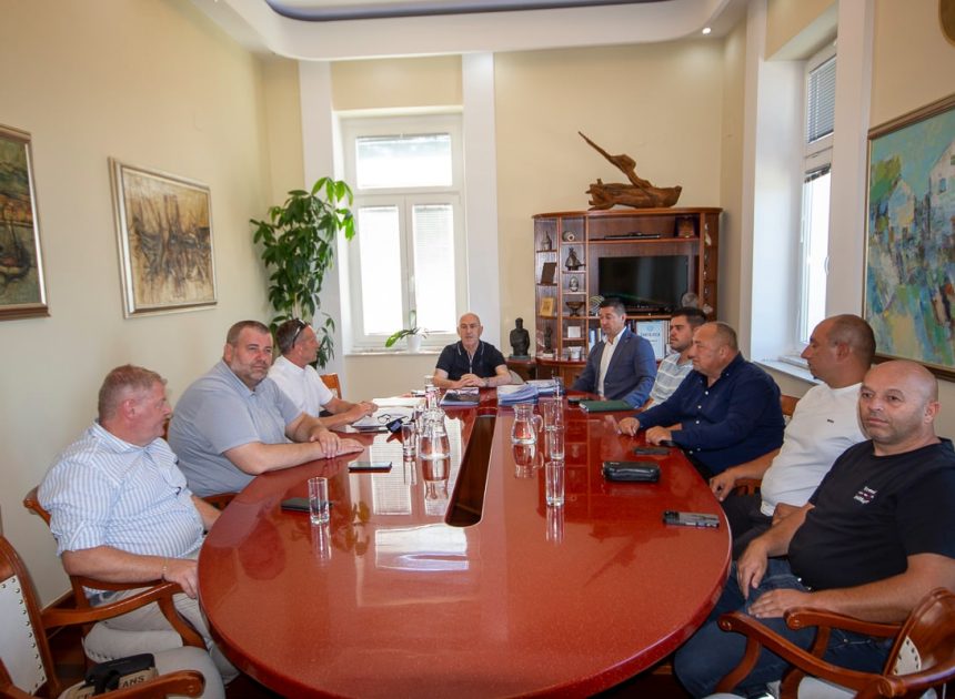 Potpisan ugovor vrijedan više od milijun eura za vodovod u Dabovim Stanima