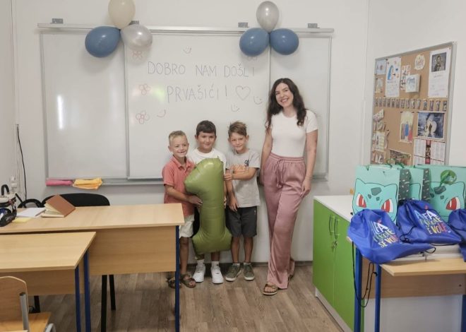 Tri prvašića krenula u školu u Kolanu