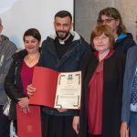 Dobitnica nagrade Grada Paga za 2025. za područje kulture i umjetnosti, sestra Placida Sikirić. Preuzeo Don Božo Barešić. Dobitnica nagrade Grada Paga za 2025. za područje kulture i umjetnosti, sestra Placida Sikirić. Preuzeo Don Božo Barešić.